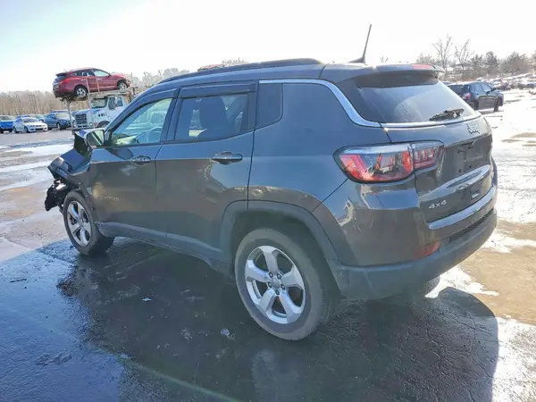 3C4NJDBB0HT693403 2017 JEEP COMPASS - Image 2