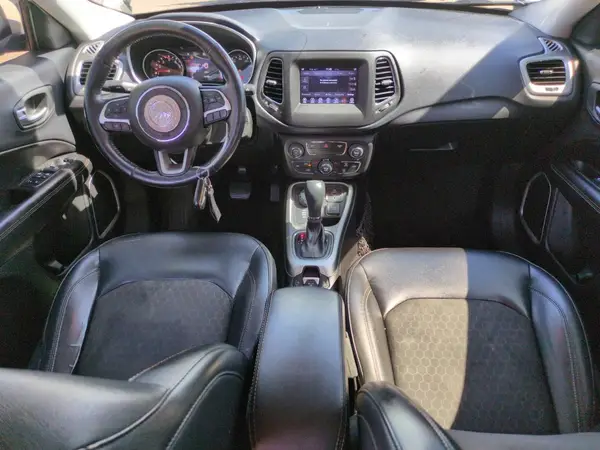 3C4NJDBB0JT112259 2018 JEEP COMPASS - Image 8