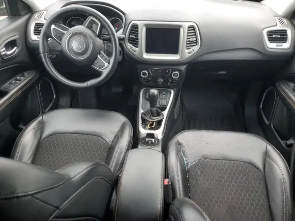 3C4NJDBB0JT112861 2018 JEEP COMPASS - Image 8