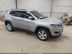 3C4NJDBB0JT114223 2018 JEEP COMPASS