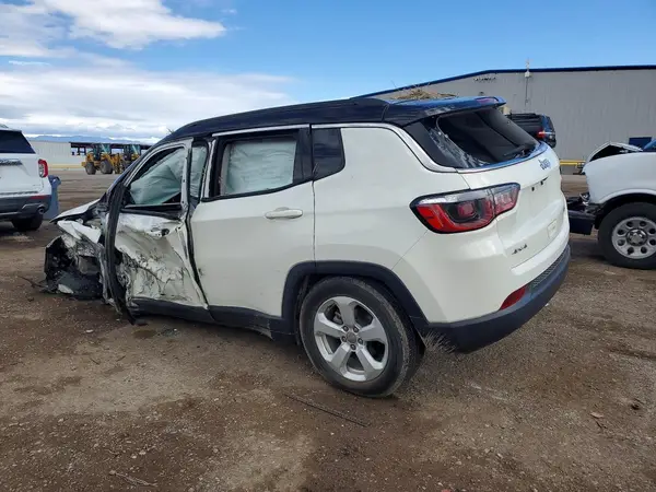 3C4NJDBB0JT114271 2018 JEEP COMPASS - Image 2