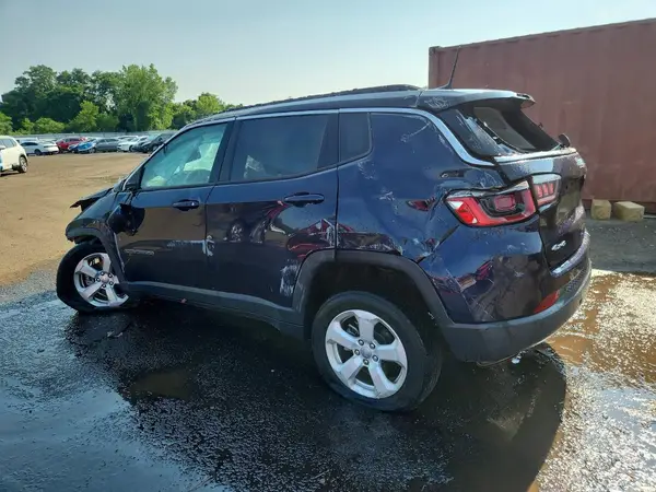 3C4NJDBB0JT116165 2018 JEEP COMPASS - Image 2