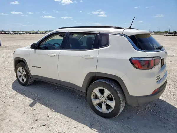 3C4NJDBB0JT138862 2018 JEEP COMPASS - Image 2