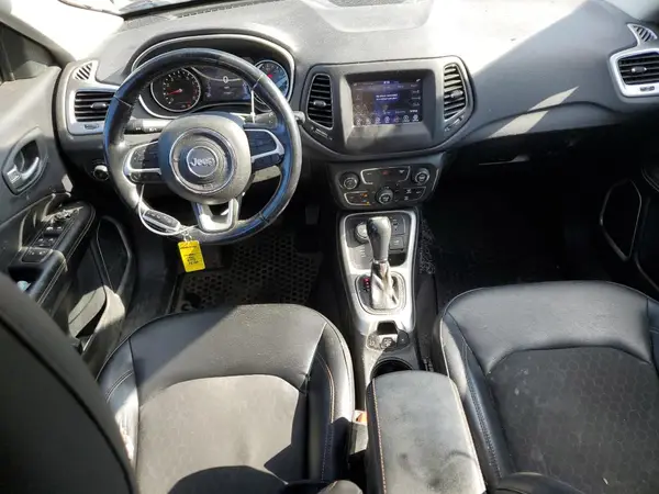 3C4NJDBB0JT162367 2018 JEEP COMPASS - Image 8