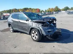 3C4NJDBB0JT169299 2018 JEEP COMPASS