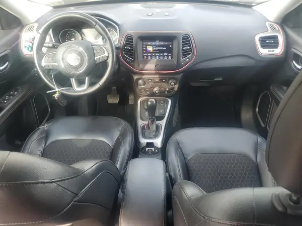 3C4NJDBB0JT177774 2018 JEEP COMPASS - Image 8
