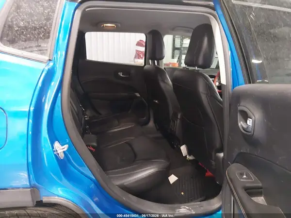3C4NJDBB0JT191867 2018 JEEP COMPASS - Image 8