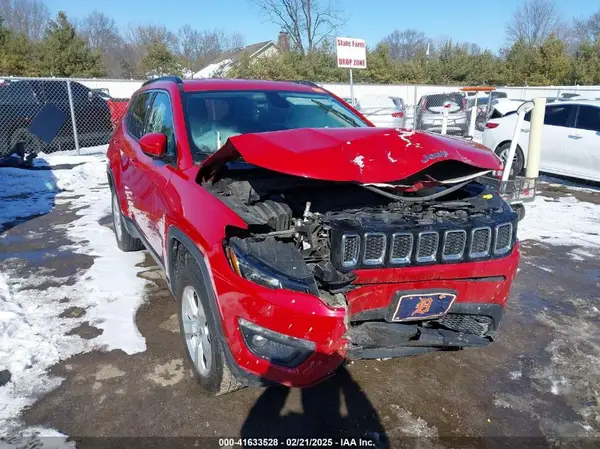 3C4NJDBB0JT192615 2018 JEEP COMPASS - Image 1