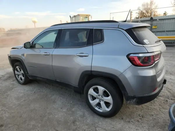 3C4NJDBB0JT200101 2018 JEEP COMPASS - Image 2