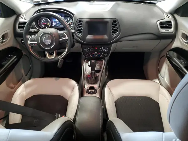 3C4NJDBB0JT202818 2018 JEEP COMPASS - Image 8