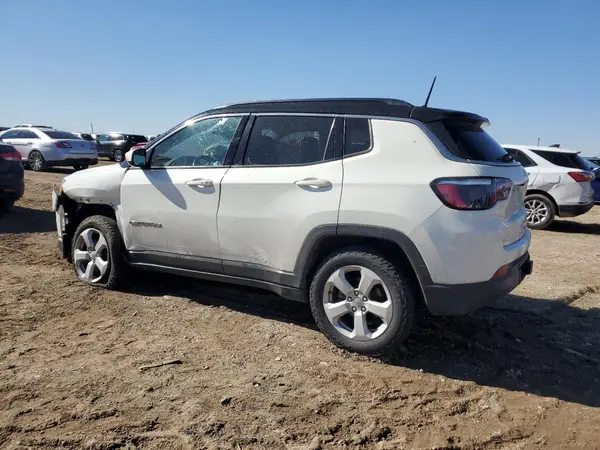 3C4NJDBB0JT207050 2018 JEEP COMPASS - Image 2
