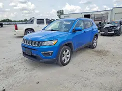 3C4NJDBB0JT223555 2018 JEEP COMPASS
