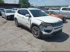 3C4NJDBB0JT232272 2018 JEEP COMPASS
