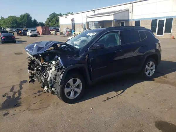 3C4NJDBB0JT233003 2018 JEEP COMPASS - Image 1