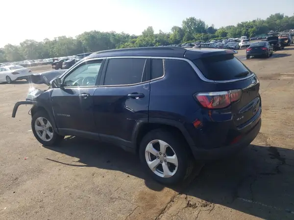 3C4NJDBB0JT233003 2018 JEEP COMPASS - Image 2