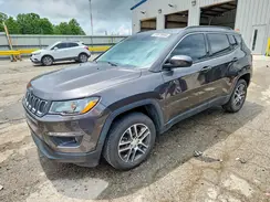 3C4NJDBB0JT246298 2018 JEEP COMPASS