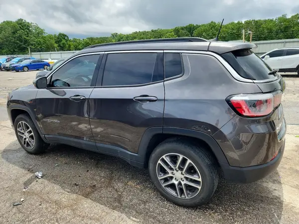 3C4NJDBB0JT246298 2018 JEEP COMPASS - Image 2