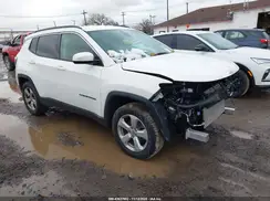 3C4NJDBB0JT252943 2018 JEEP COMPASS