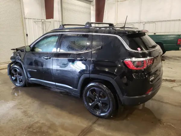 3C4NJDBB0JT259360 2018 JEEP COMPASS - Image 2