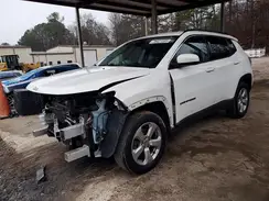 3C4NJDBB0JT261318 2018 JEEP COMPASS