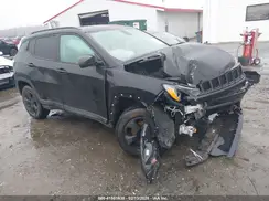 3C4NJDBB0JT298644 2018 JEEP COMPASS