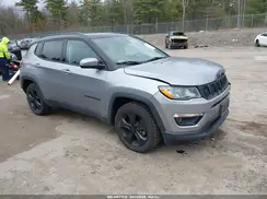 3C4NJDBB0JT313482 2018 JEEP COMPASS