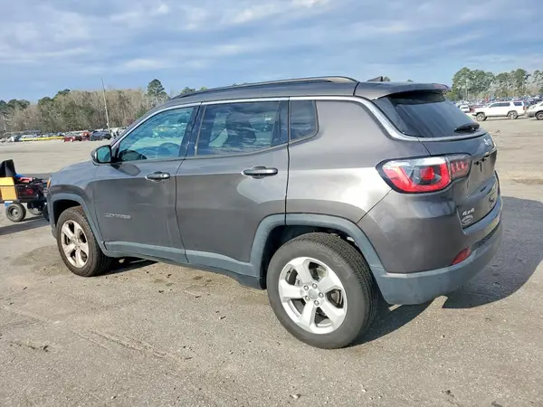 3C4NJDBB0JT314034 2018 JEEP COMPASS - Image 2