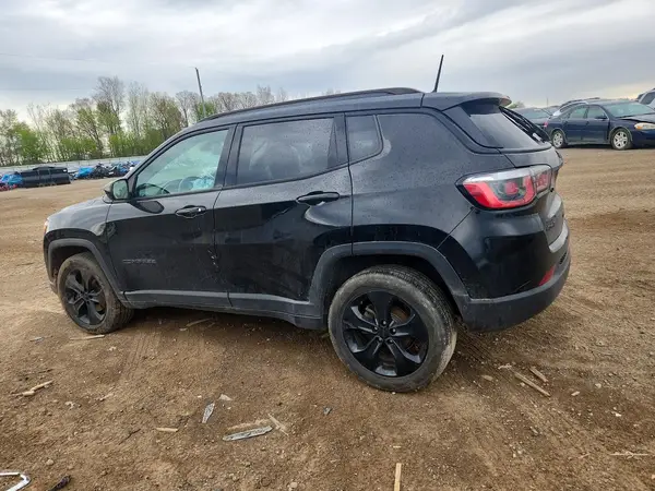 3C4NJDBB0JT315409 2018 JEEP COMPASS - Image 2