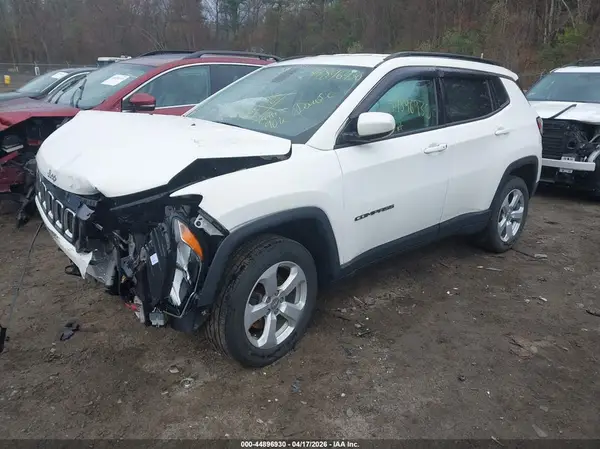 3C4NJDBB0JT328368 2018 JEEP COMPASS - Image 2