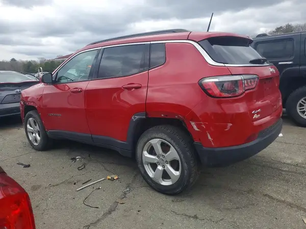 3C4NJDBB0JT329990 2018 JEEP COMPASS - Image 2