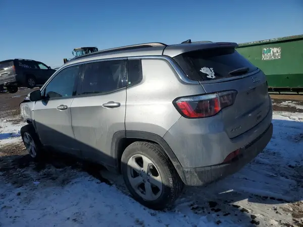 3C4NJDBB0JT331710 2018 JEEP COMPASS - Image 2