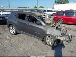 3C4NJDBB0JT331741 2018 JEEP COMPASS