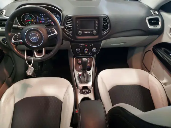 3C4NJDBB0JT398758 2018 JEEP COMPASS - Image 8