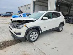 3C4NJDBB0JT400251 2018 JEEP COMPASS