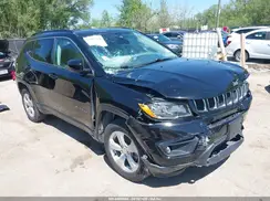 3C4NJDBB0JT413839 2018 JEEP COMPASS