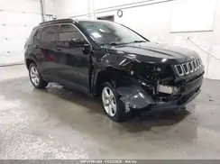 3C4NJDBB0JT432410 2018 JEEP COMPASS