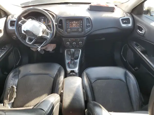 3C4NJDBB0JT454066 2018 JEEP COMPASS - Image 8