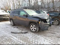 3C4NJDBB0JT457453 2018 JEEP COMPASS