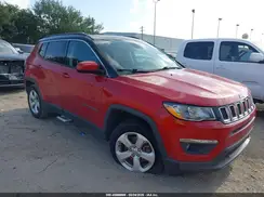 3C4NJDBB0JT470722 2018 JEEP COMPASS