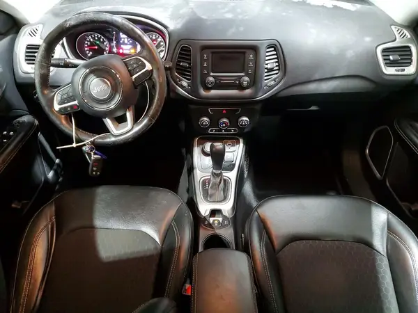 3C4NJDBB0JT481297 2018 JEEP COMPASS - Image 8