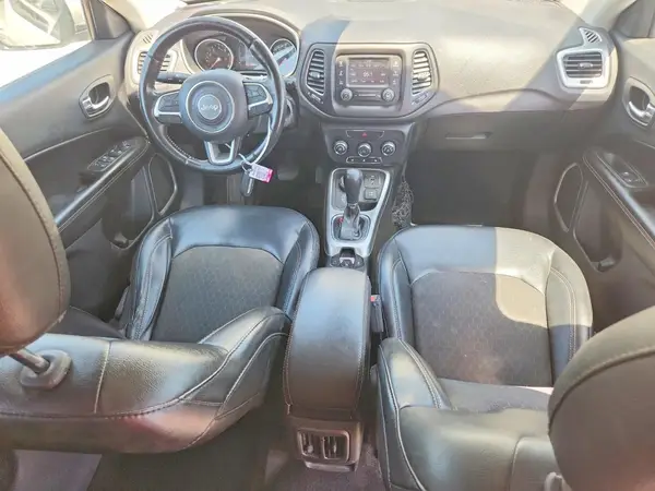 3C4NJDBB0JT481395 2018 JEEP COMPASS - Image 8