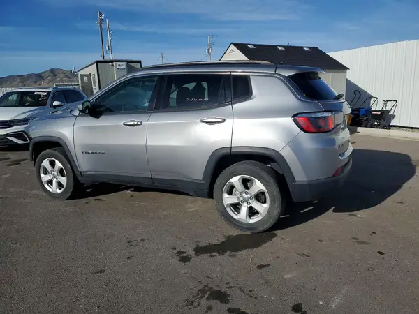 3C4NJDBB0JT481543 2018 JEEP COMPASS - Image 2
