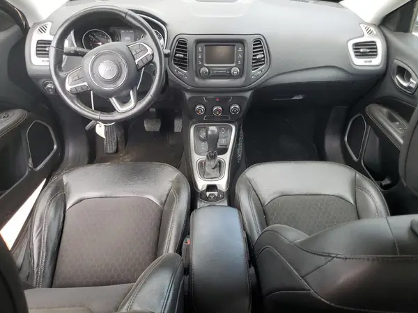 3C4NJDBB0JT482207 2018 JEEP COMPASS - Image 8
