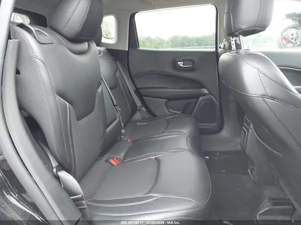 3C4NJDBB0JT492381 2018 JEEP COMPASS - Image 8