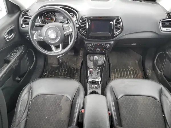 3C4NJDBB0JT493661 2018 JEEP COMPASS - Image 8