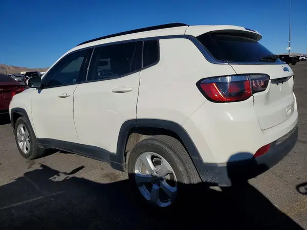 3C4NJDBB0JT493871 2018 JEEP COMPASS - Image 2