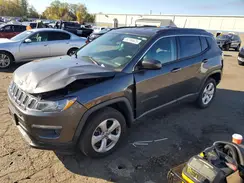 3C4NJDBB0KT593695 2019 JEEP COMPASS