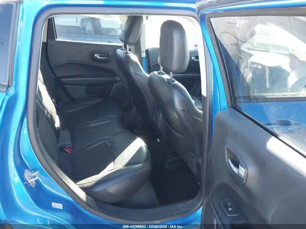 3C4NJDBB0KT596953 2019 JEEP COMPASS - Image 8