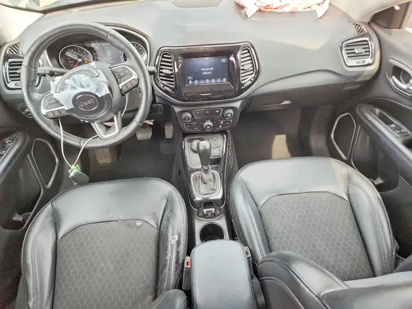 3C4NJDBB0KT598704 2019 JEEP COMPASS - Image 8