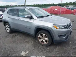 3C4NJDBB0KT598895 2019 JEEP COMPASS